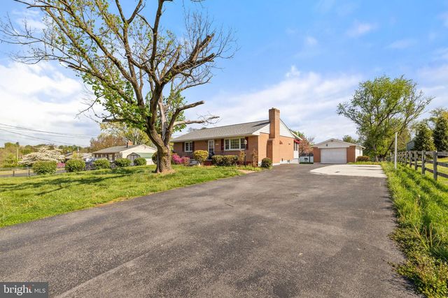 14983 CHARLES TOWN RD, Charles Town, WV 25414