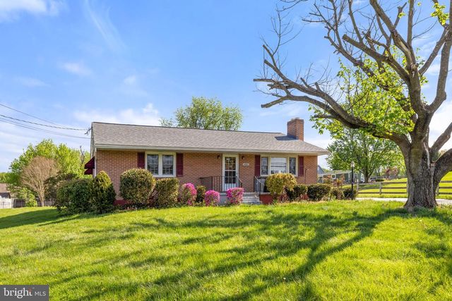 14983 CHARLES TOWN RD, Charles Town, WV 25414