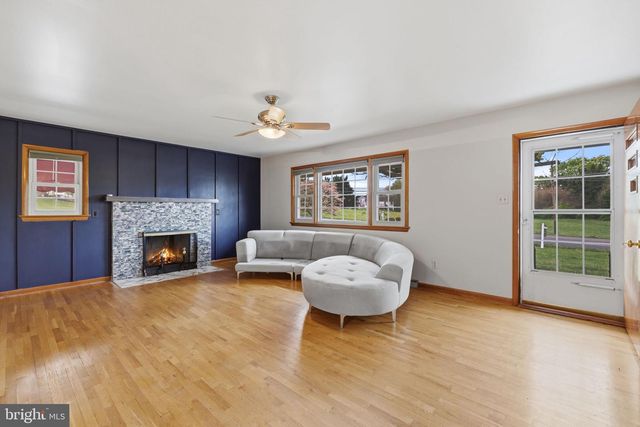 14983 CHARLES TOWN RD, Charles Town, WV 25414
