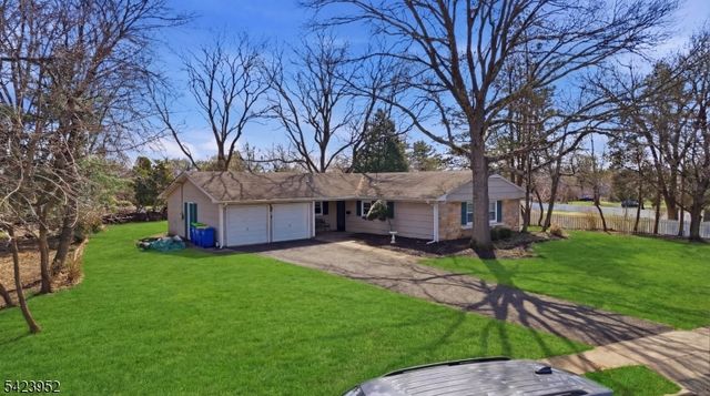 27 Summerall Rd, Franklin Twp., NJ 08873