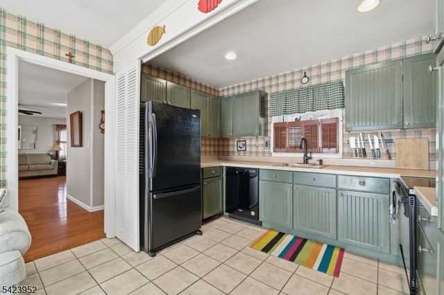 27 Summerall Rd, Franklin Twp., NJ 08873