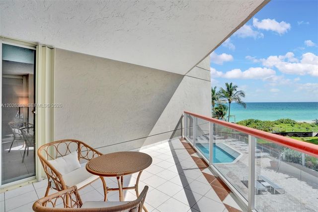 6767 Collins Ave 408, Miami Beach, FL 33141