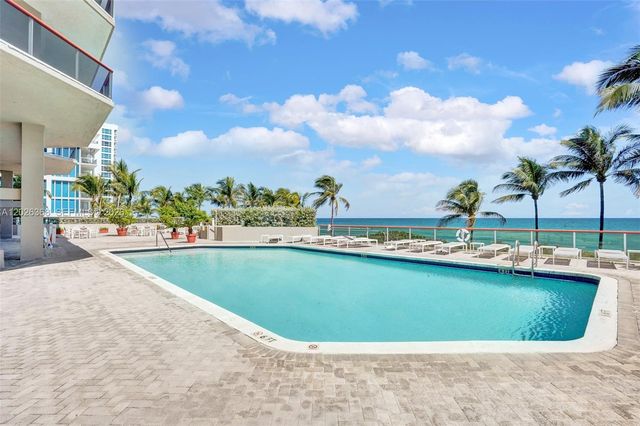 6767 Collins Ave 408, Miami Beach, FL 33141