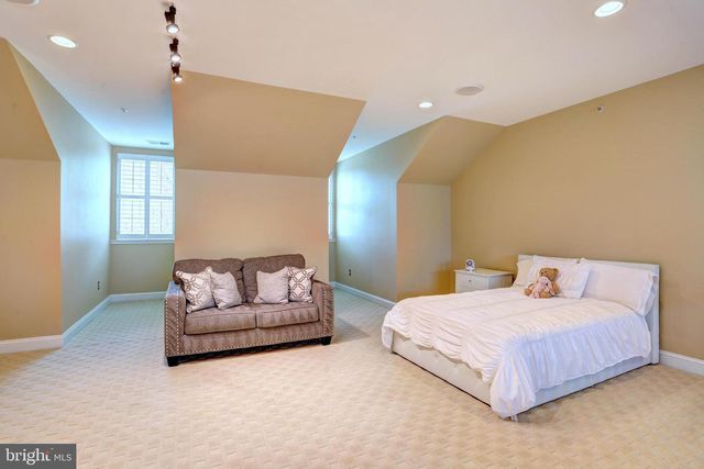5767 RICHARDS VALLEY RD, Ellicott City, MD 21043