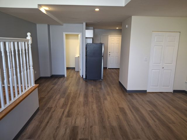 3149 W Wellington Avenue 1, Chicago, IL 60618