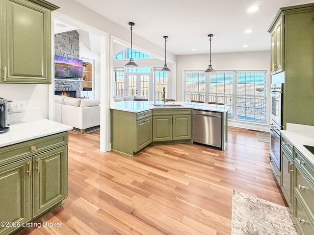 457 Grand Ave, Shepherdsville, KY 40165