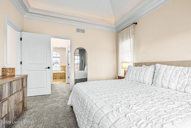 457 Grand Ave, Shepherdsville, KY 40165