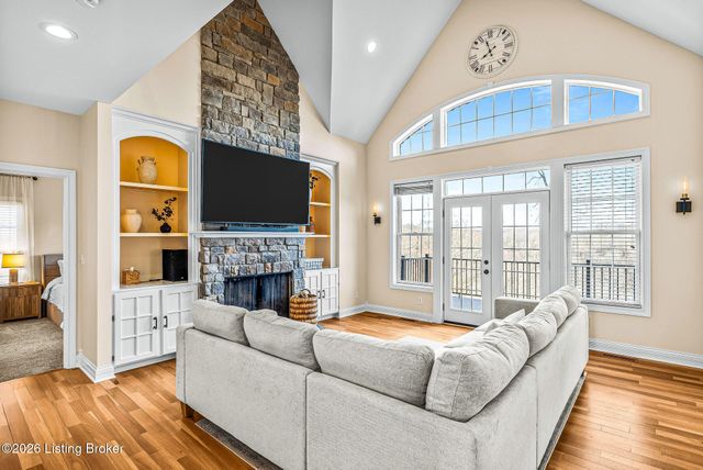 457 Grand Ave, Shepherdsville, KY 40165