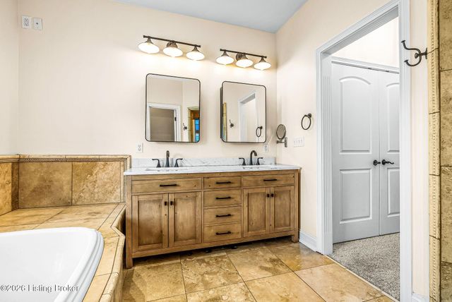 457 Grand Ave, Shepherdsville, KY 40165