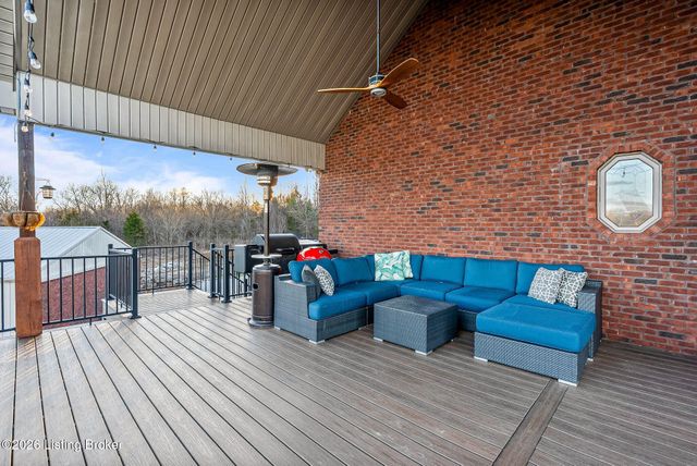 457 Grand Ave, Shepherdsville, KY 40165