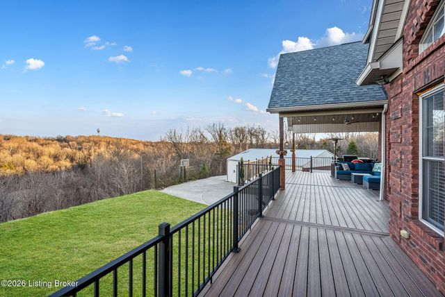 457 Grand Ave, Shepherdsville, KY 40165