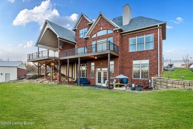 457 Grand Ave, Shepherdsville, KY 40165