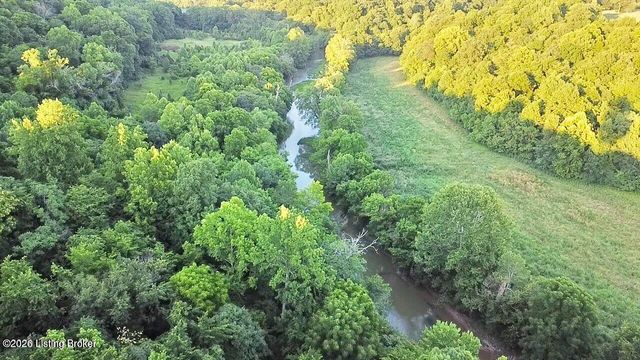 457 Grand Ave, Shepherdsville, KY 40165