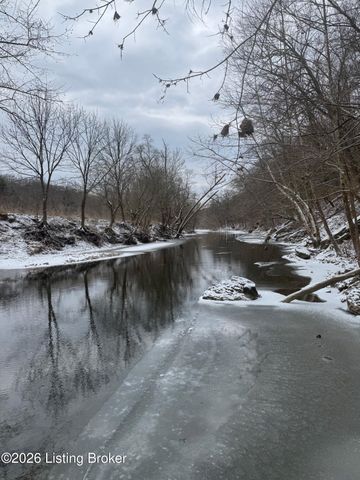 457 Grand Ave, Shepherdsville, KY 40165