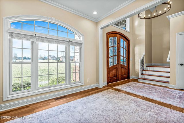 457 Grand Ave, Shepherdsville, KY 40165