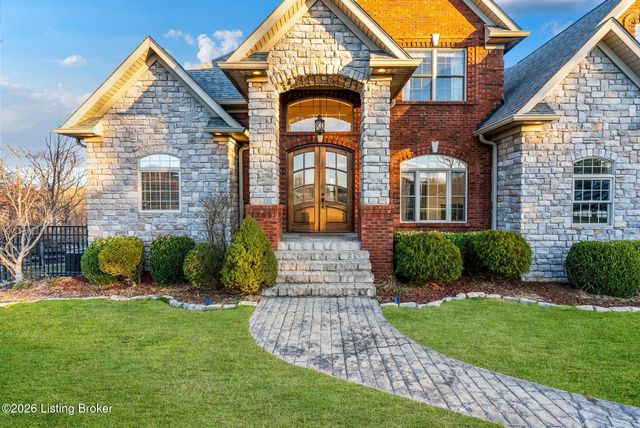 457 Grand Ave, Shepherdsville, KY 40165