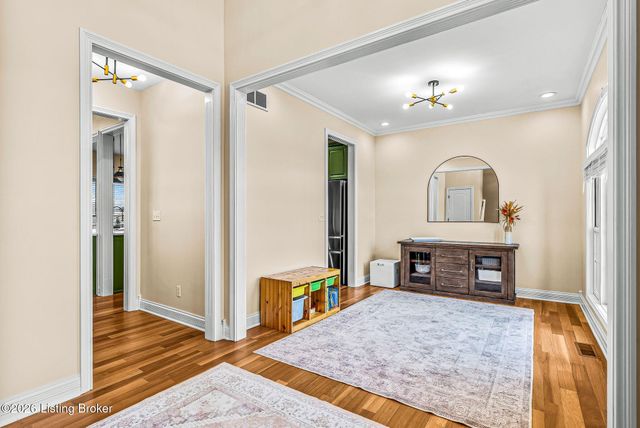 457 Grand Ave, Shepherdsville, KY 40165