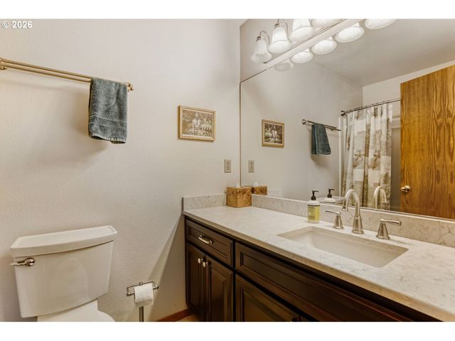 15435 Sw GLENEDEN Dr, Beaverton, OR 97007