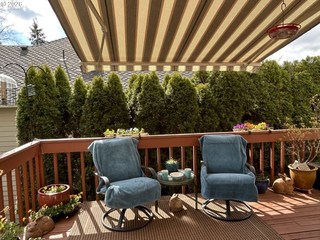 15435 Sw GLENEDEN Dr, Beaverton, OR 97007