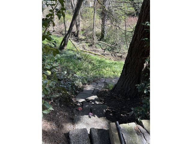 15435 Sw GLENEDEN Dr, Beaverton, OR 97007