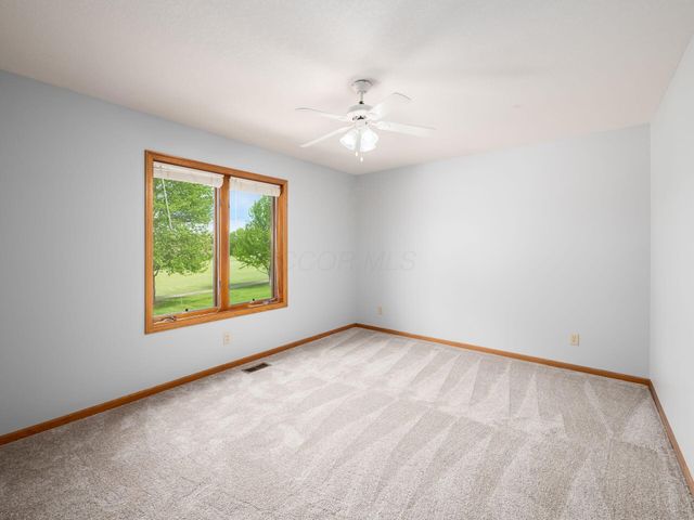 868 Fairway Drive, Howard, OH 43028