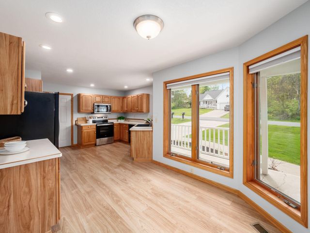 868 Fairway Drive, Howard, OH 43028