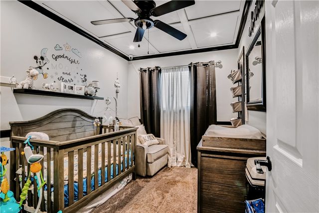 305 Birchwood Dr, Kingsville, TX 78363