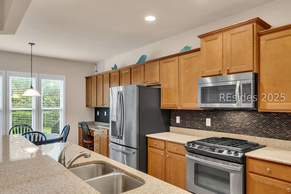 Image 16 of property listing at 514 Bluff Point Ln, Okatie, SC 29909