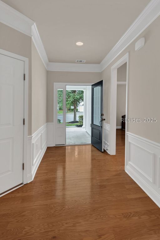 Image 5 of property listing at 514 Bluff Point Ln, Okatie, SC 29909
