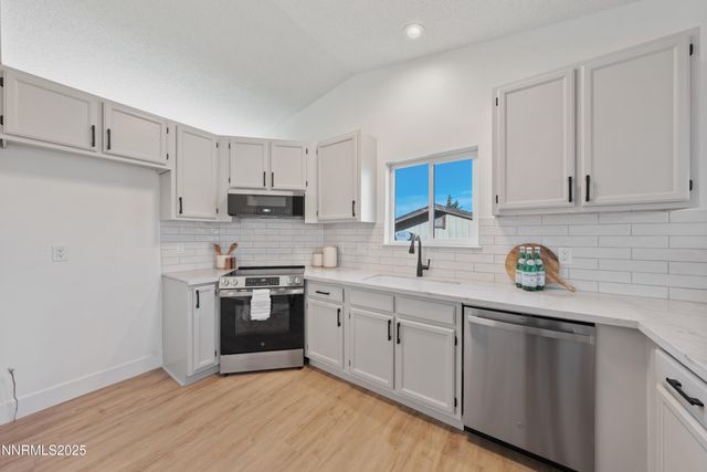 8602 Strutter Way, Reno, NV 89506