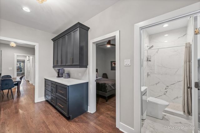 1057 W COLUMBIA Avenue 1E, Chicago, IL 60626