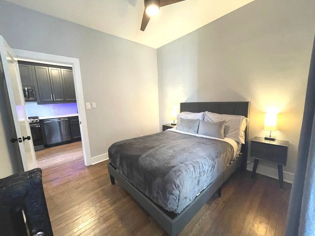 1057 W COLUMBIA Avenue 1E, Chicago, IL 60626