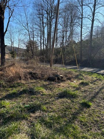 1830 Taylor School Road, London, KY 40741