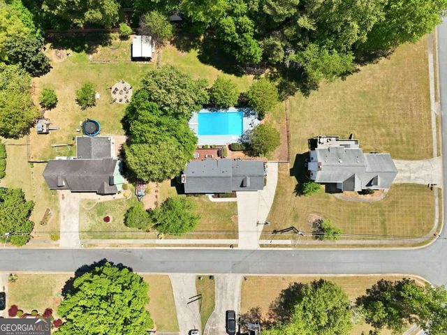 2620 Wicklow Way, Powder Springs, GA 30127