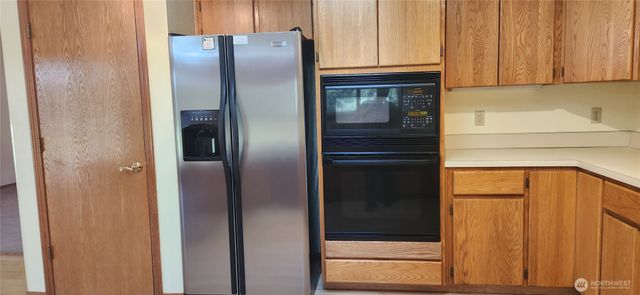 130 E Lakeland Way, Allyn, WA 98524