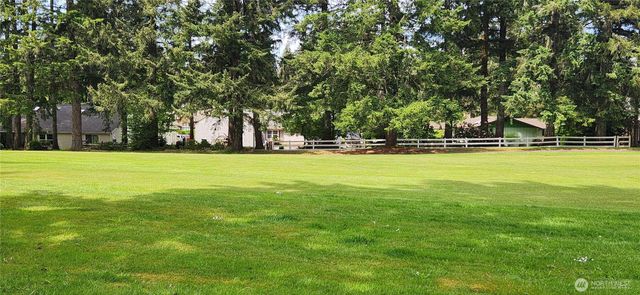 130 E Lakeland Way, Allyn, WA 98524