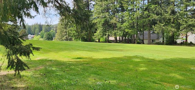 130 E Lakeland Way, Allyn, WA 98524
