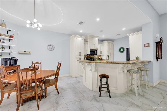 408 Persimmon Avenue, Edinburg, TX 78539