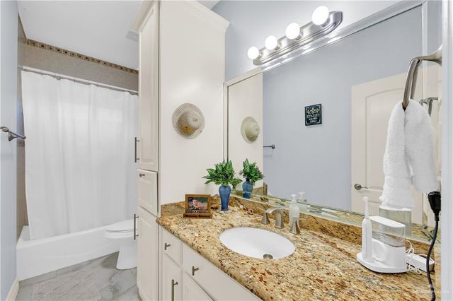 408 Persimmon Avenue, Edinburg, TX 78539