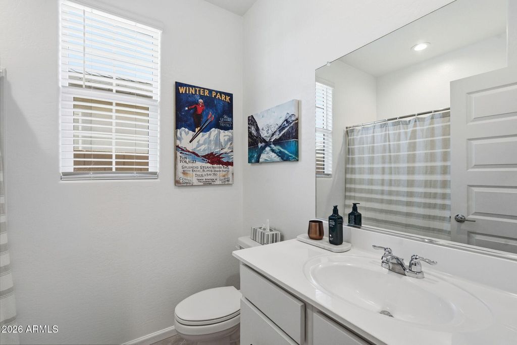 Image 13 of property listing at 23128 E TWILIGHT Drive, Queen Creek, AZ 85142