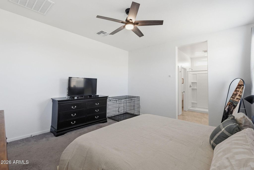 Image 17 of property listing at 23128 E TWILIGHT Drive, Queen Creek, AZ 85142