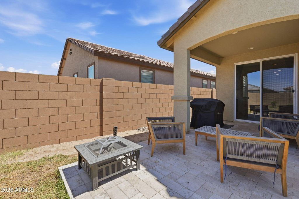 Image 21 of property listing at 23128 E TWILIGHT Drive, Queen Creek, AZ 85142