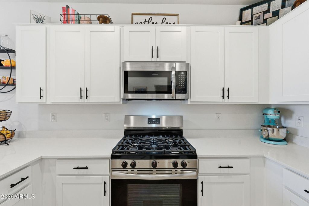 Image 9 of property listing at 23128 E TWILIGHT Drive, Queen Creek, AZ 85142