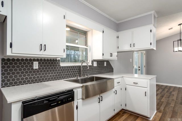 51 Fiegel Loop, Conway, AR 72032