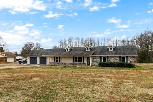 51 Fiegel Loop, Conway, AR 72032