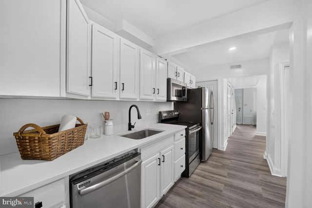 922 47TH ST NE, Washington, DC 20019