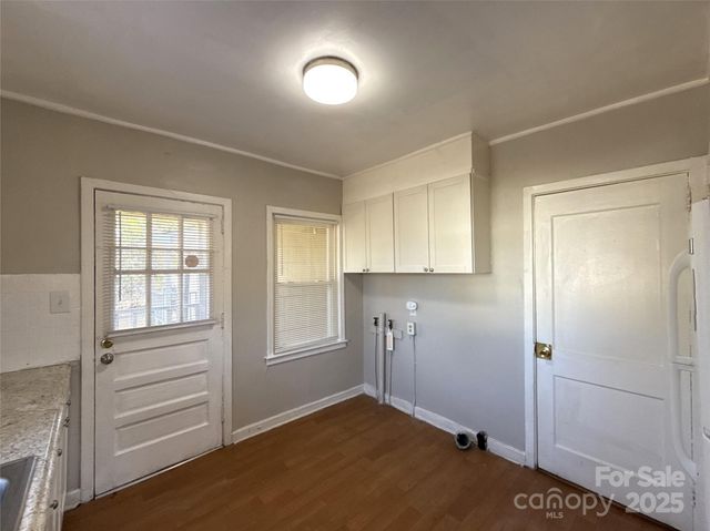 4115 Tresevant Avenue, Charlotte, NC 28208