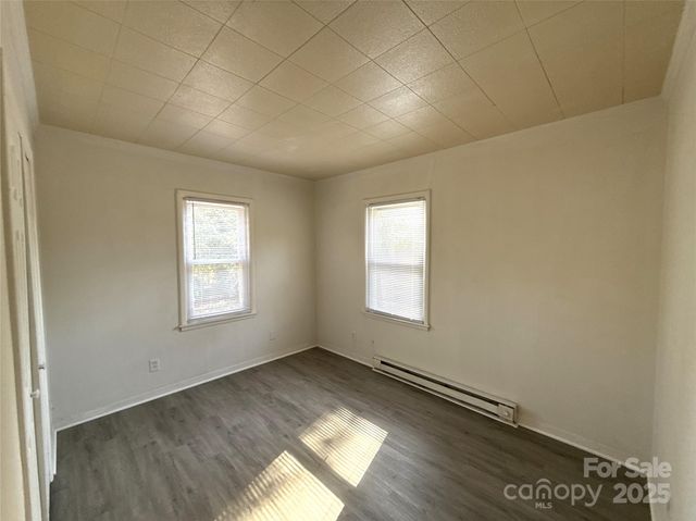 4115 Tresevant Avenue, Charlotte, NC 28208