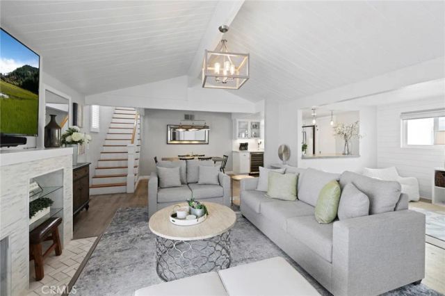 412 Colton Street, Newport Beach, CA 92663