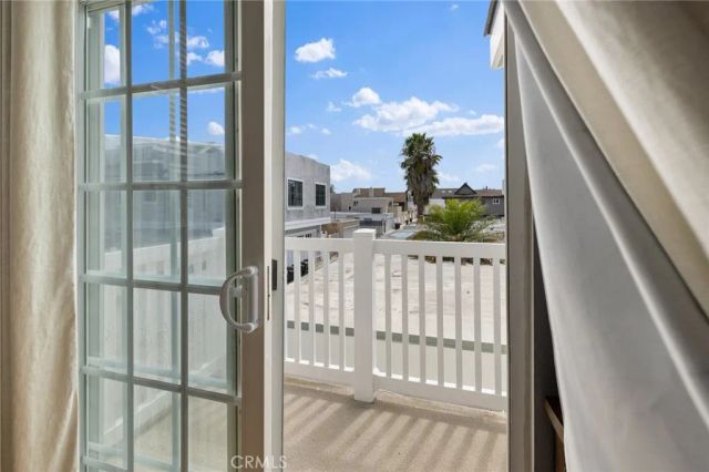 412 Colton Street, Newport Beach, CA 92663